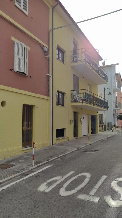 Appartamento Marcella A Due Passi Dal Mare Marcelli Zewnętrze zdjęcie