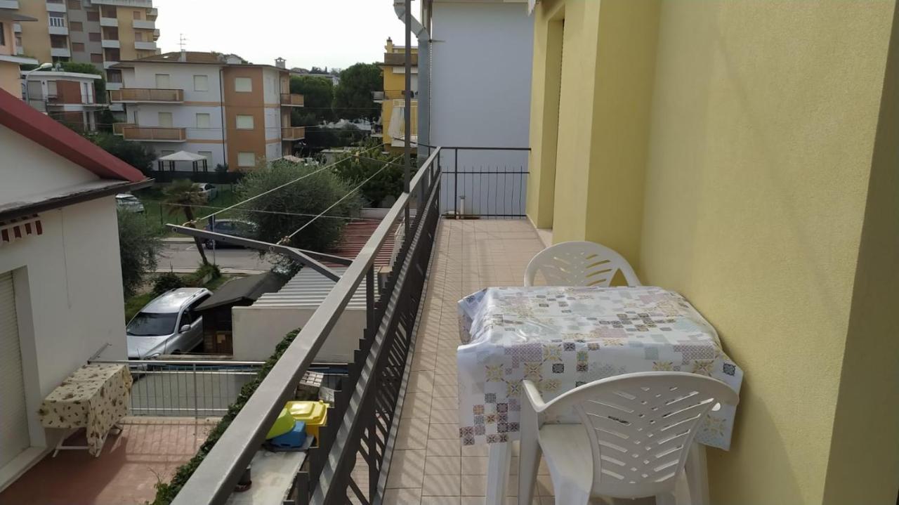 Appartamento Marcella A Due Passi Dal Mare Marcelli Zewnętrze zdjęcie